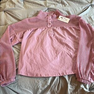 7/$20
“New In” Long Sleeve Mesh Top Small Lilac NWT $40